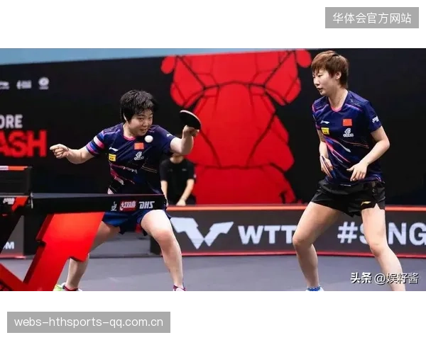 赛场惊魂：WTT赛王曼昱摔倒，张本美与围观者“围攻”蒯曼的真实场景！